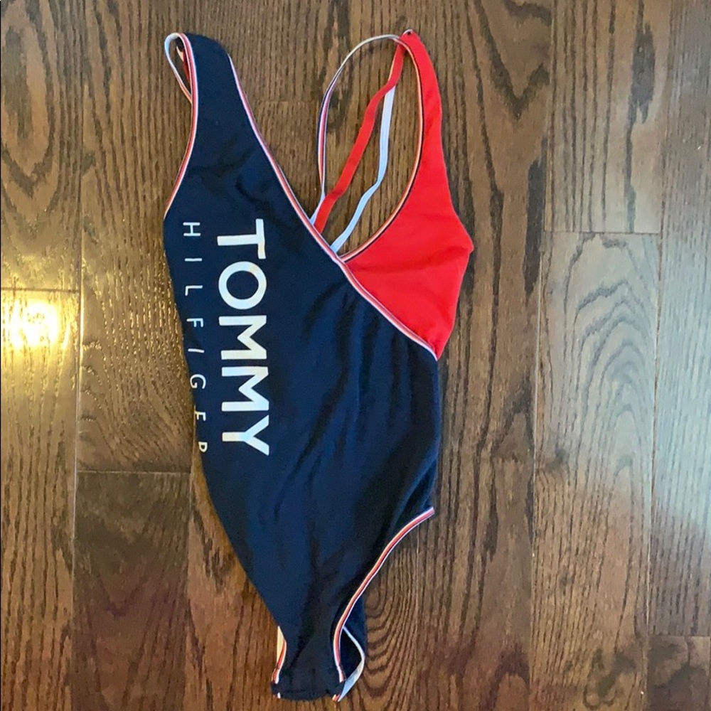 NEVER WORN cross back bodysuit